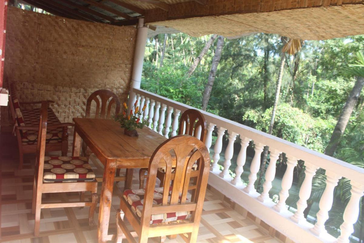 Red House - Agonda Beach Екстер'єр фото